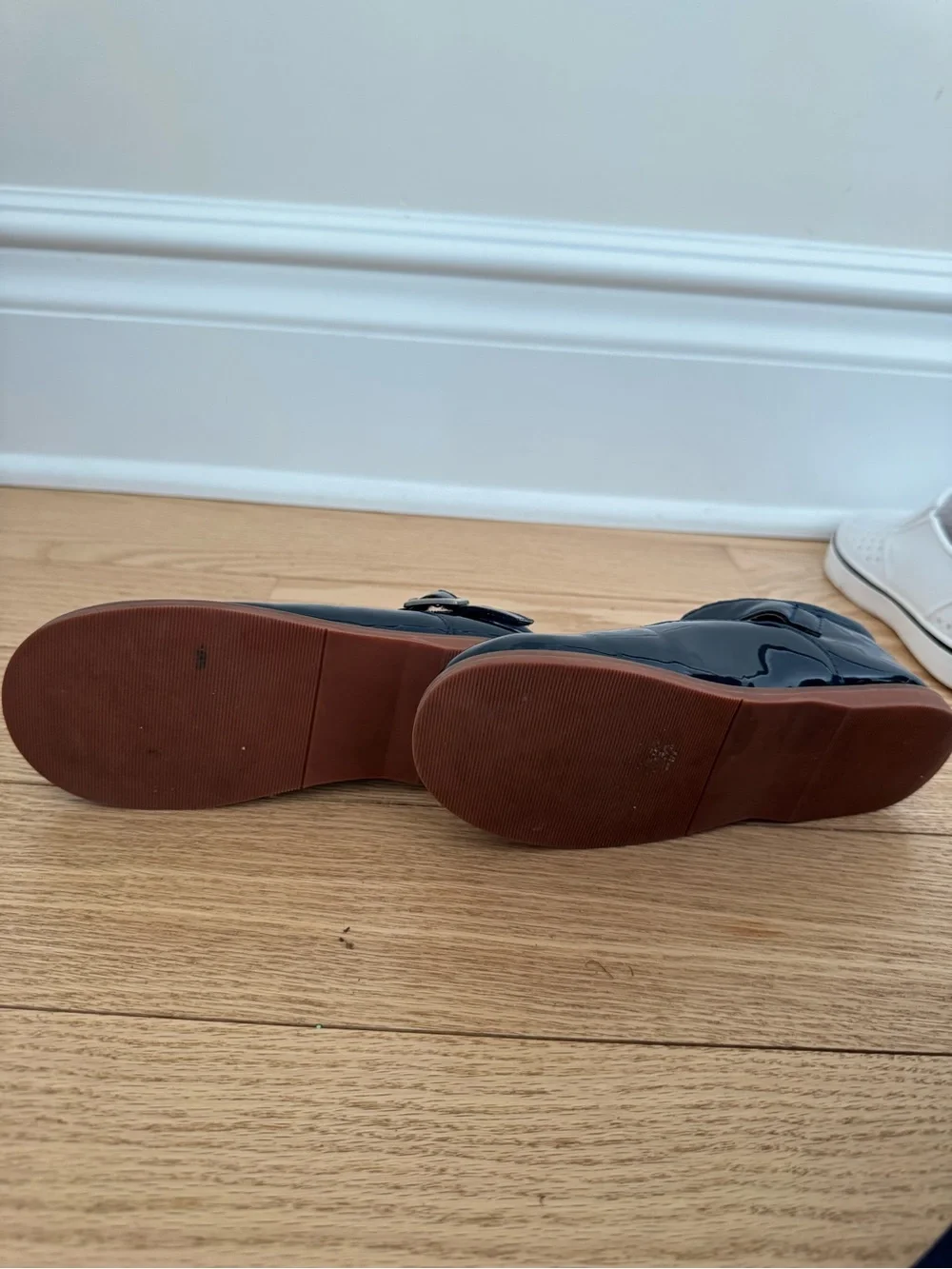 Felix and flora Girls' Navy Patent Mary Jane Shoes